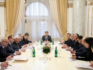 В Правительстве Армении обсудили программу дорожного коридора «Север – Юг»