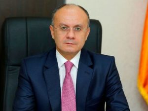 Бывший министр обороны: Армянское общество может быть расколото на «судей» и «жертв»