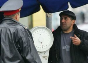 Российские полицейские-рэкетиры довели азербайджанца до акта самосожжения