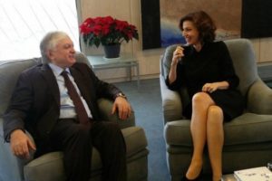 Глава МИД Армении встретился с генеральным директором ЮНЕСКО