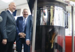 "Вчера котов душили, душили": в России топили собаку, чтобы удивить Рогозина