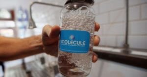 Специалисты охладили воду до рекордно низкой температуры