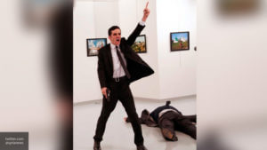 В Турции арестован "ключевой" подозреваемый в убийстве российского посла Карлова