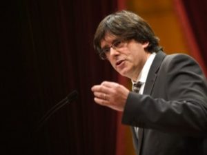 Пучдемон присягнул на верность конституции Испании