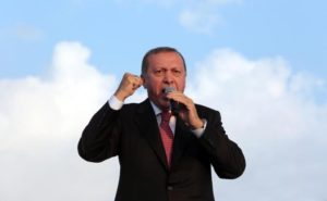 Эрдоган пригрозил уничтожить проамериканские силы в Сирии