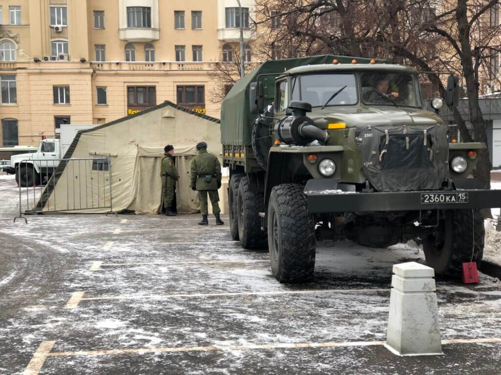 Воля нации и страх режима: В центр Москвы стянуты военные силы