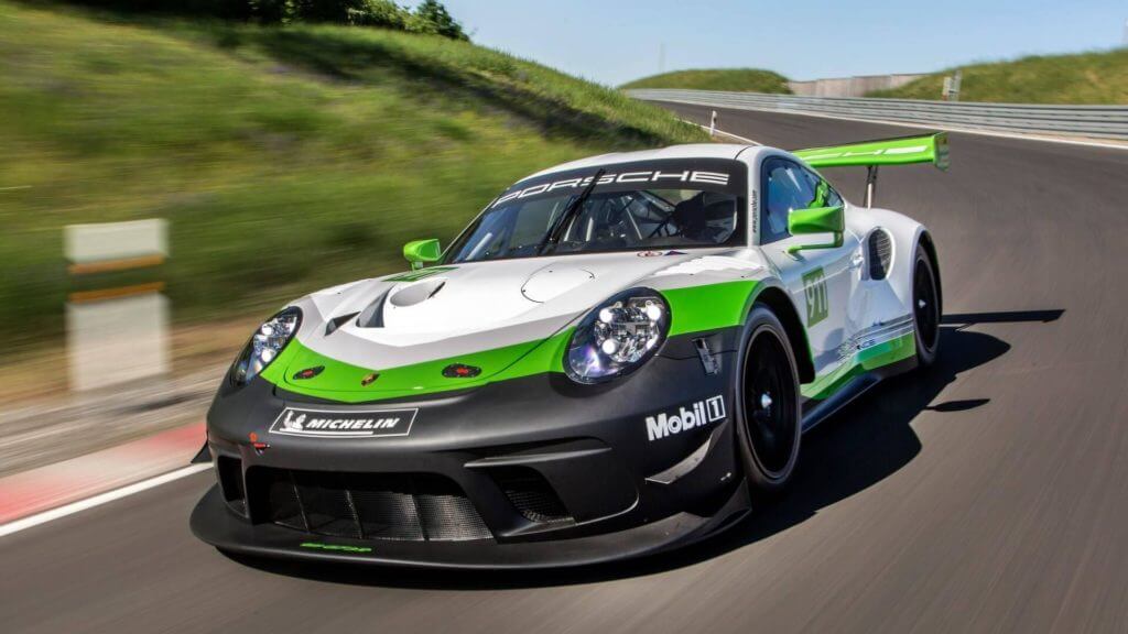 Представлен новый трековый спорткар Porsche 911 GT3 R
