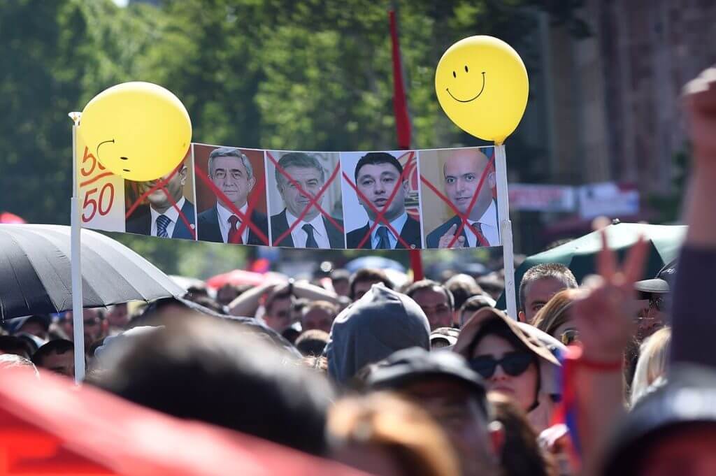«Партизаны» Роберта Кочаряна