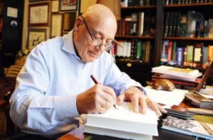 Владимир Познер презентует в Москве армянскую версию своей книги