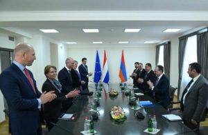 Главы МИД Армении и Нидерландов удовлетворены уровнем диалога