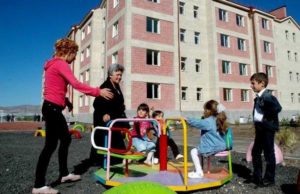В этом году будет решена жилищная проблема 453 оставшихся после землетрясения без крова семей