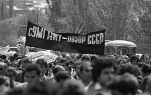 Аргументы и Факты: «Точкой невозврата» стали не события в Карабахе, а погромы в Сумгаите