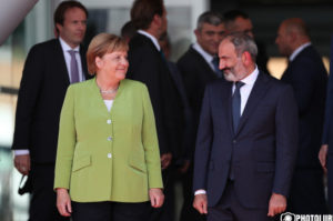 Премьер-министром Армении едет в Берлин