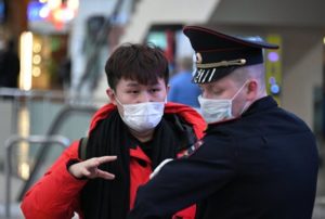 В Петербурге начали бить китайцев из-за коронавируса