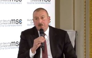 Алиев: Азербайджан привержен переговорам