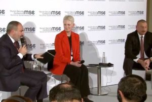 Для достижения перелома в переговорном процессе Пашинян предлагает путь микрореволюций