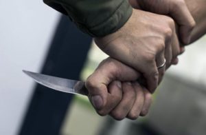 В Грузии муж зарезал жену во время оформления развода