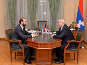 В Степанакерте состоялась встреча спикеров НС Армении и Арцаха