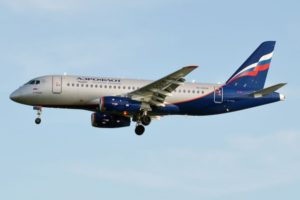 Российский «Сухой Суперджет» совершил экстренную посадку в Москве