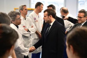 Будет только хуже: Макрон заявил, что эпидемия коронавируса впереди