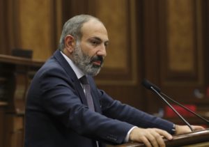 Граждане Армении и Грузии смогут пересекать границу по идентификационным ID-картам - Пашинян