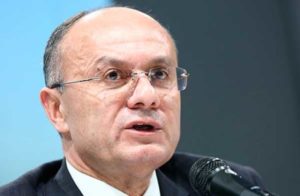 Экс-министру обороны Сейрану Оганяну предъявлено обвинение в растрате имущества