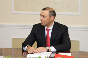 Секретарь Совбеза Армении сообщил об увольнениях за невыполнение шагов, соответствующих революции