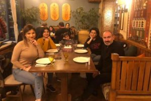 Премьер-министр Армении с семьей ночует в Цахкадзоре, где изолированы 31 человек с подозрением на коронавирус