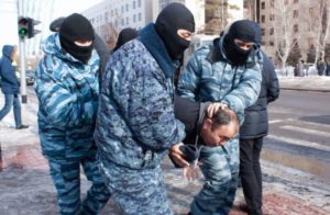 В Казахстане задержаны десятки участников акций протеста
