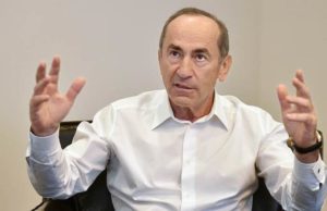Суд отложил решение по ходатайствам адвокатов Кочаряна и других бывших чиновников
