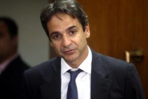 Премьер Греции назвал Турцию официальным контрабандистом мигрантов