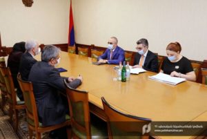 Председатель КГД Армении принял посла Ирана