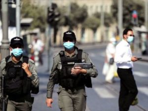 Израиль впервые в мире ввел повторный карантин из-за коронавируса