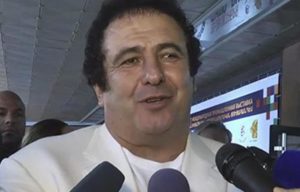 "Доди Гаго" предлагает раздавать людям миллиард долларов, но не свои