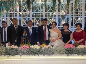 Президент Арцаха присутствует на свадьбе дочери директора СНБ республики