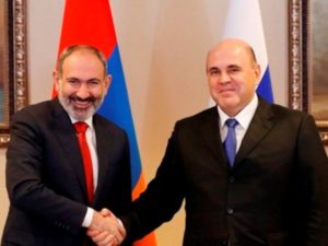 Мишустин поздравил Пашиняна с Днем независимости