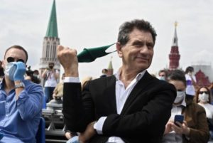 Власти Москвы попросили пожилых людей оставаться дома