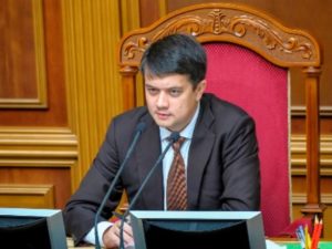 Спикер Верховной рады Украины призвал Армению и Азербайджан сесть за стол переговоров