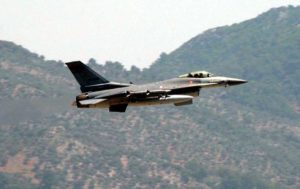 Турецкий истребитель F-16 сбил СУ-25 ВВС Армении