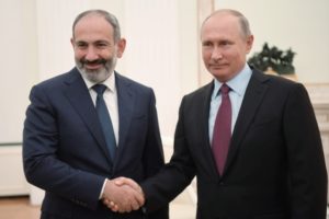 Пашинян и Путин обсудили ситуацию в зоне нагорно-карабахского конфликта