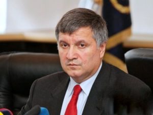 Арсен Аваков: Киев не будет оказывать военную помощь ни одной из сторон карабахского конфликта