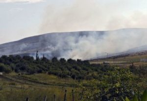 Микроавтобус с российскими и армянскими журналистами попал под артобстрел в Арцахе
