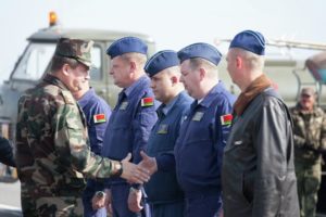 Азербайджанские СМИ: Лукашенко отправил в Баку белорусских летчиков для атаки на армян