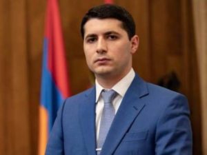 Аргишти Кярамян освобожден от должности директора СНБ Армении