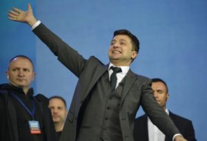 «Маразм крепчает»: Зеленский наградил Эрдогана орденом князя Ярослава Мудрого, который боролся с тюркскими племенами