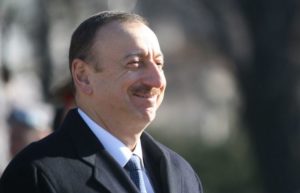 Александр Лапшин: Алиев панически боится раскрыть потери