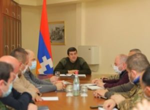 Президент Республики Арцах провел расширенное рабочее совещание