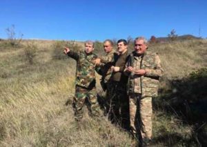 Президент Арцаха встретился с ополченцами