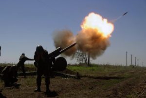 Армянские военнослужащие уничтожили вражеские огневые позиции Д-30, артиллерийские блокпосты и колонны