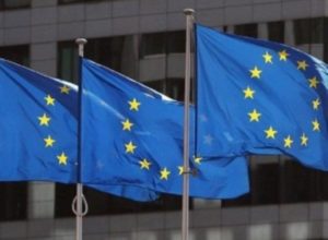 ЕС призывает стороны карабахского конфликта безотлагательно начать предметные переговоры